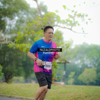 Runner Photo 8120015