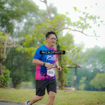 Runner Photo 8120018