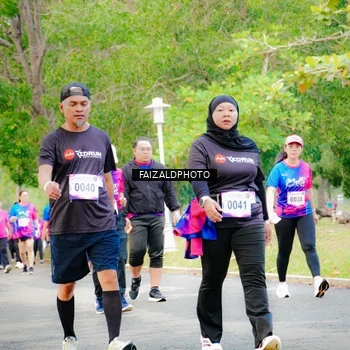 Runner Photo 8120022