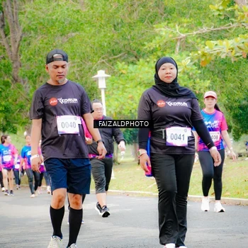 Runner Photo 8120028
