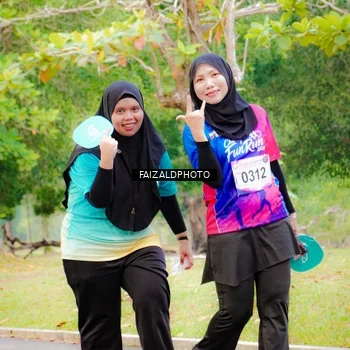 Runner Photo 8120038