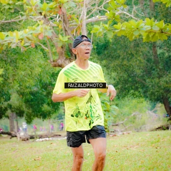 Runner Photo 8120070