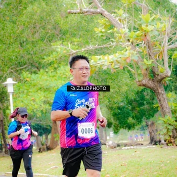 Runner Photo 8120095