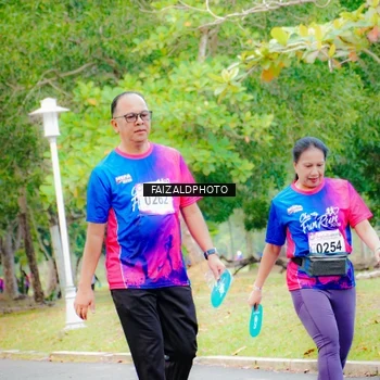 Runner Photo 8120115