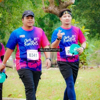 Runner Photo 8120121