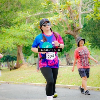 Runner Photo 8120134