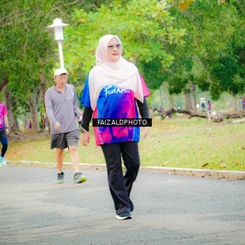 Runner Photo 8120136