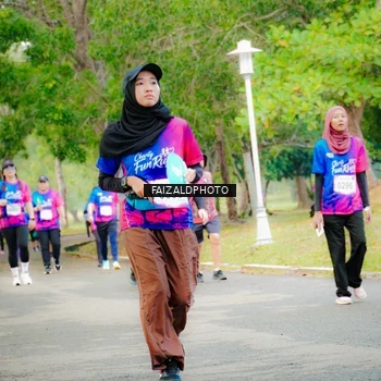 Runner Photo 8120140