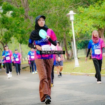 Runner Photo 8120142