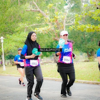 Runner Photo 8120154