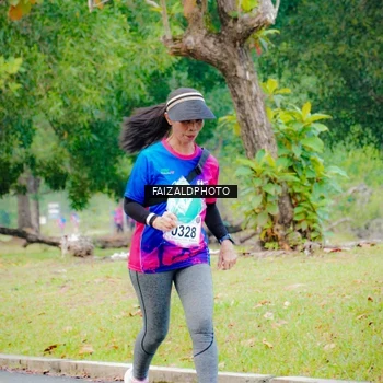 Runner Photo 8120157