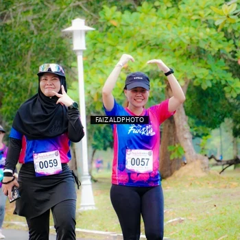 Runner Photo 8120184
