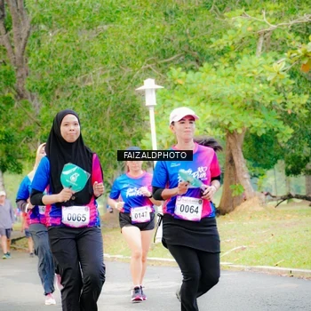 Runner Photo 8120192