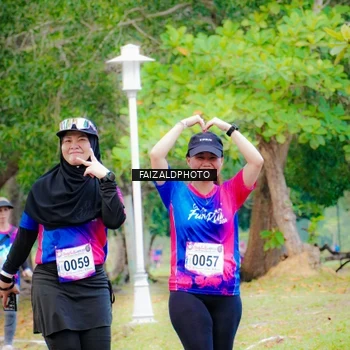 Runner Photo 8120199