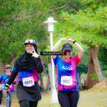 Runner Photo 8120203
