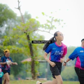 Runner Photo 8120229
