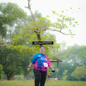 Runner Photo 8120240