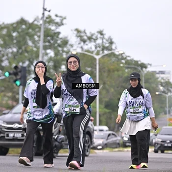 Runner Photo 8120242