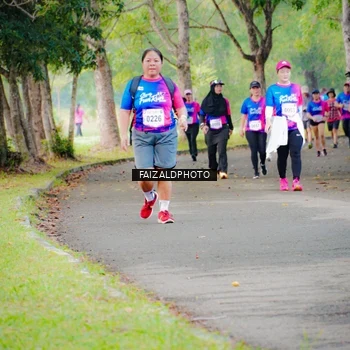Runner Photo 8120244