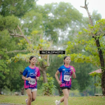 Runner Photo 8120280