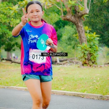 Runner Photo 8120316