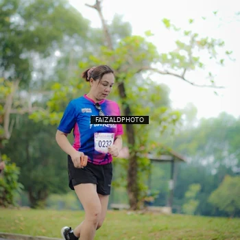 Runner Photo 8120330