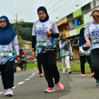 Runner Photo 8120335