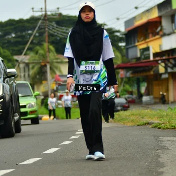 Runner Photo 8120342