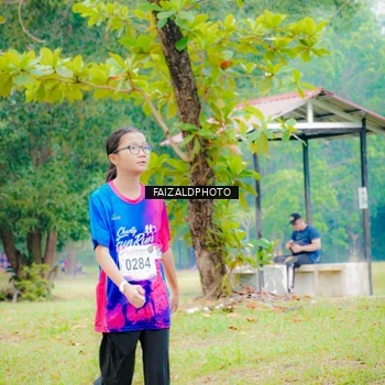 Runner Photo 8120365