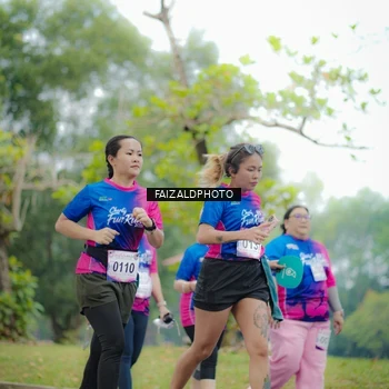 Runner Photo 8120368