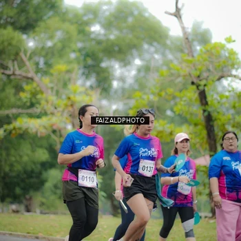 Runner Photo 8120374