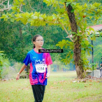 Runner Photo 8120378