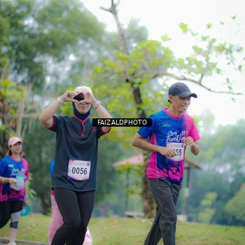 Runner Photo 8120384