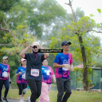 Runner Photo 8120391