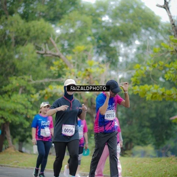 Runner Photo 8120398