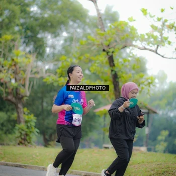 Runner Photo 8120408