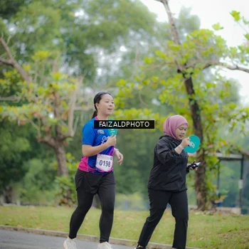 Runner Photo 8120416