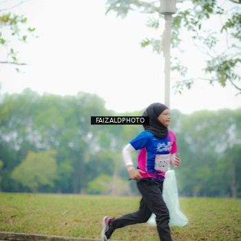 Runner Photo 8120420