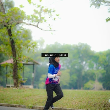 Runner Photo 8120422