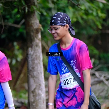 Runner Photo 8120425