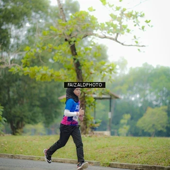 Runner Photo 8120430