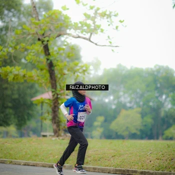 Runner Photo 8120432