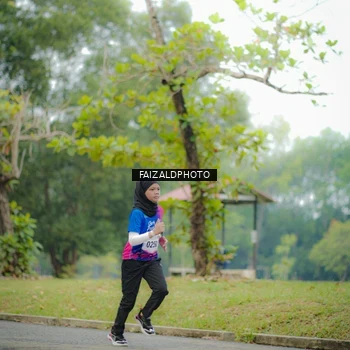 Runner Photo 8120439