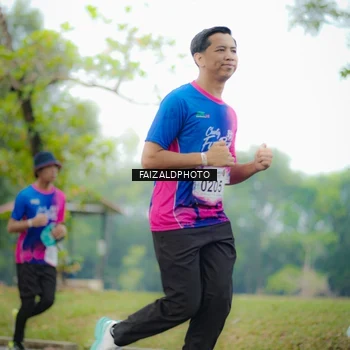 Runner Photo 8120446