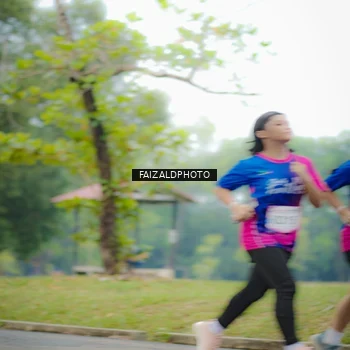 Runner Photo 8120460
