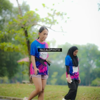 Runner Photo 8120481