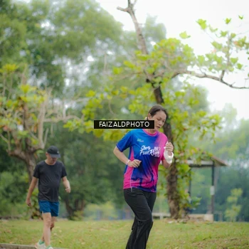 Runner Photo 8120505