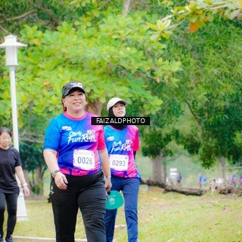 Runner Photo 8120515