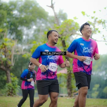 Runner Photo 8120517