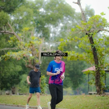 Runner Photo 8120518